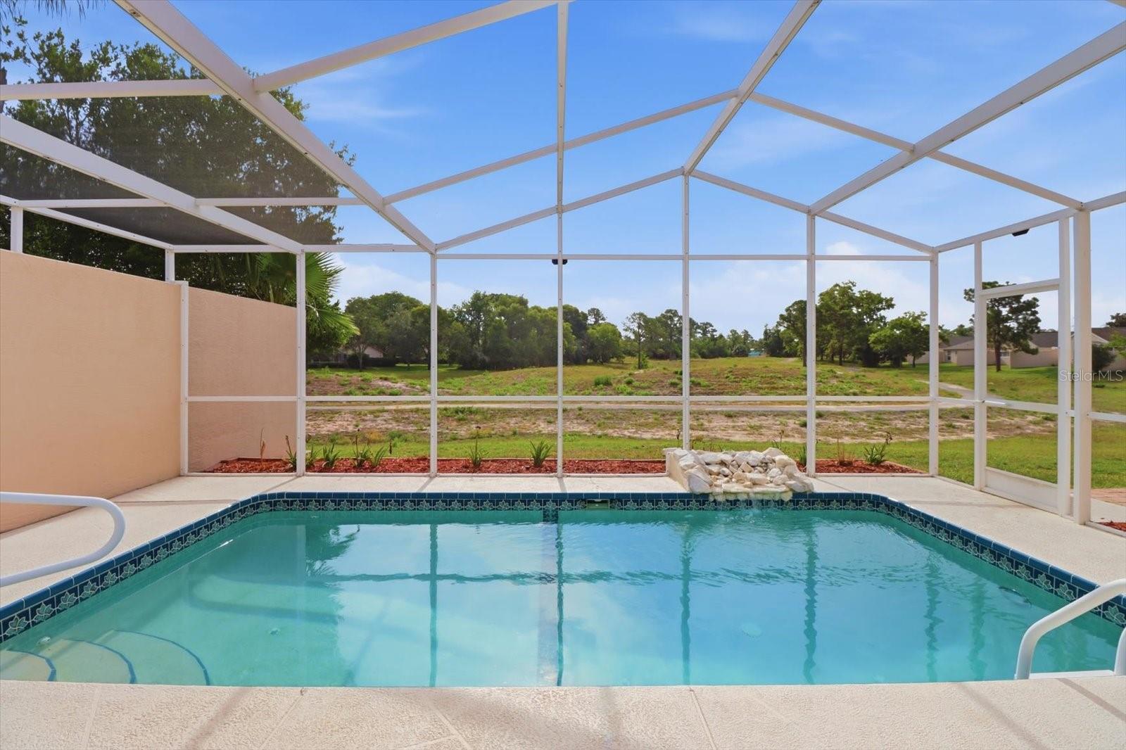 THE PALMS SEVEN HILLS - Residential