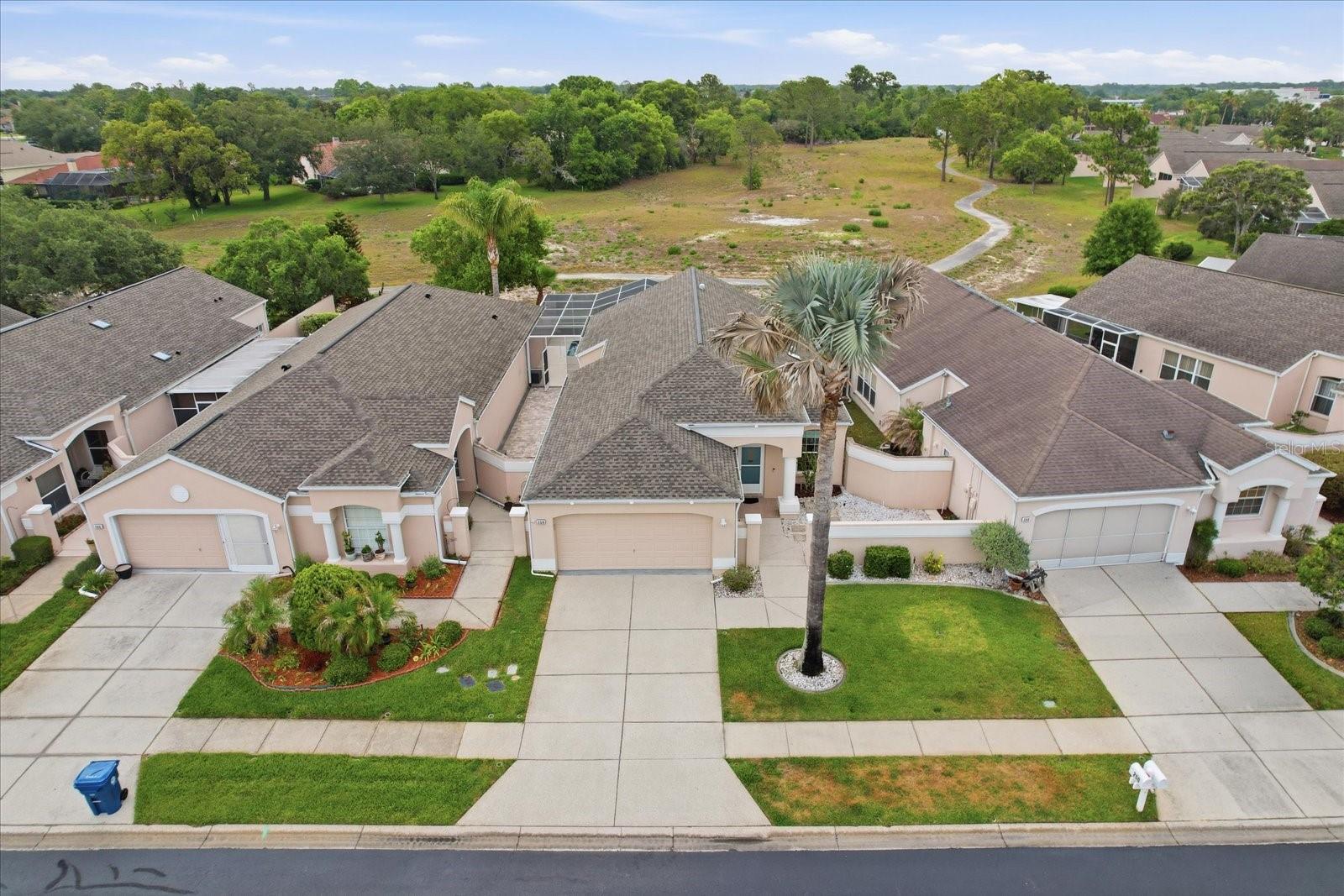THE PALMS SEVEN HILLS - Residential