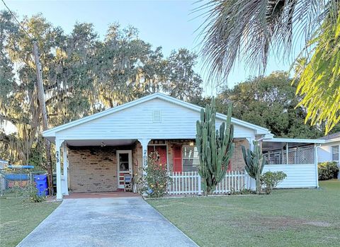 1622 SAINT JAMES AVENUE LAKELAND FL 33805