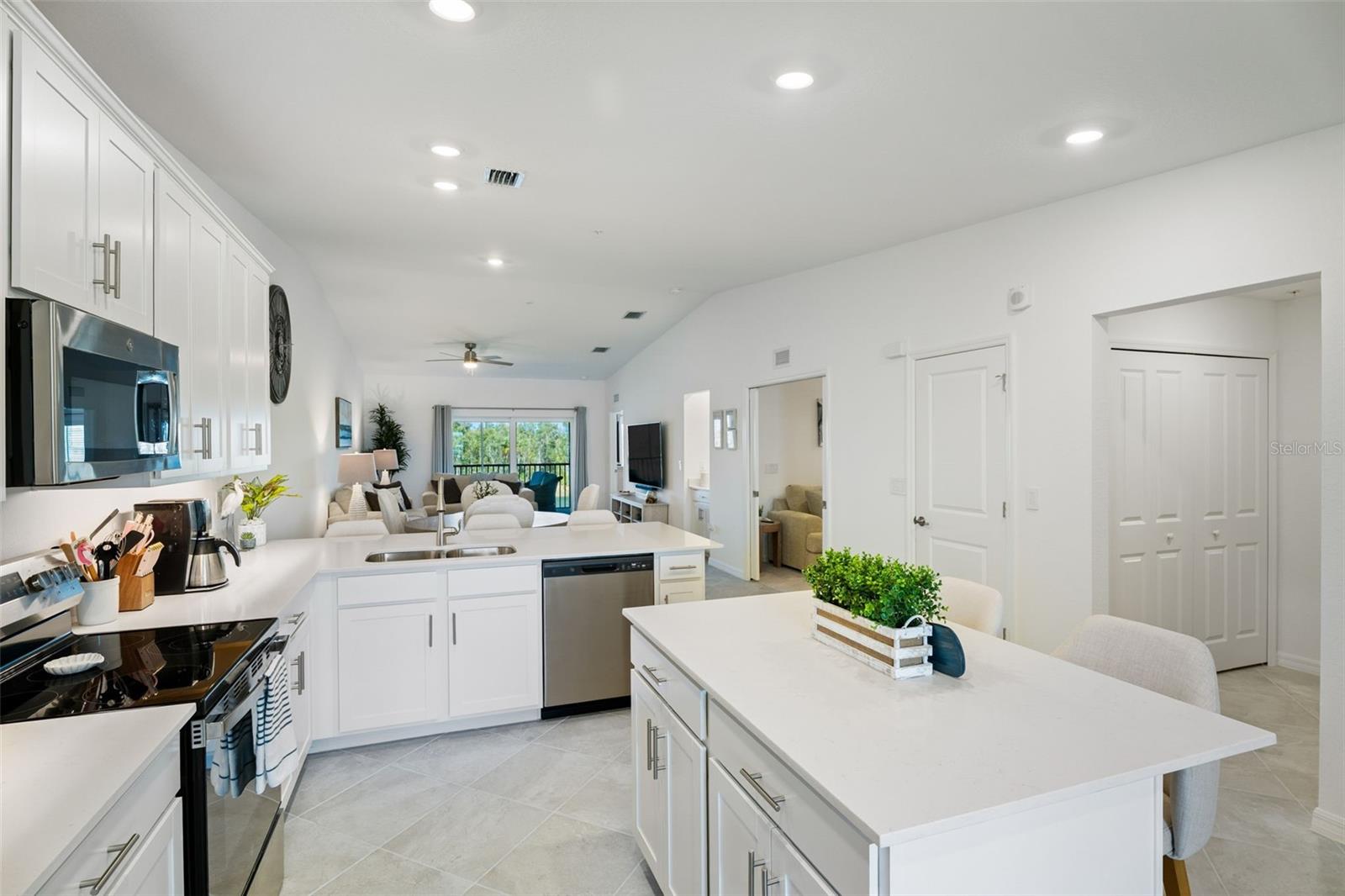 HERITAGE LANDING - Residential