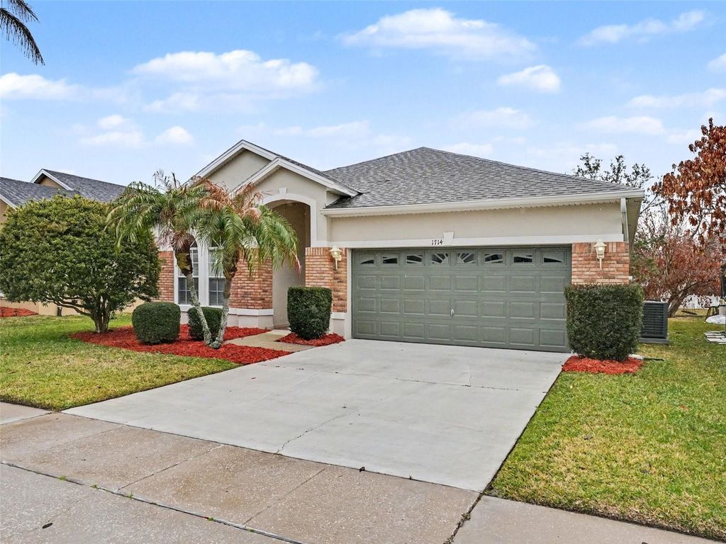 Photo of 1714 Cedar Lake Drive, Orlando, FL 32824 (MLS # O6387115)