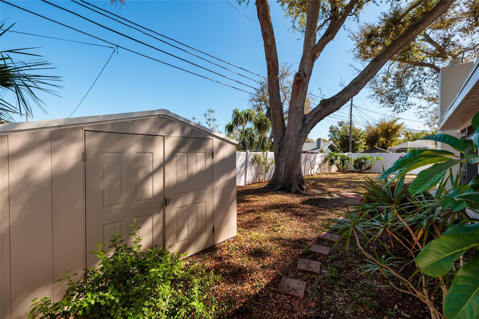 GENTRY GARDENS - Residential