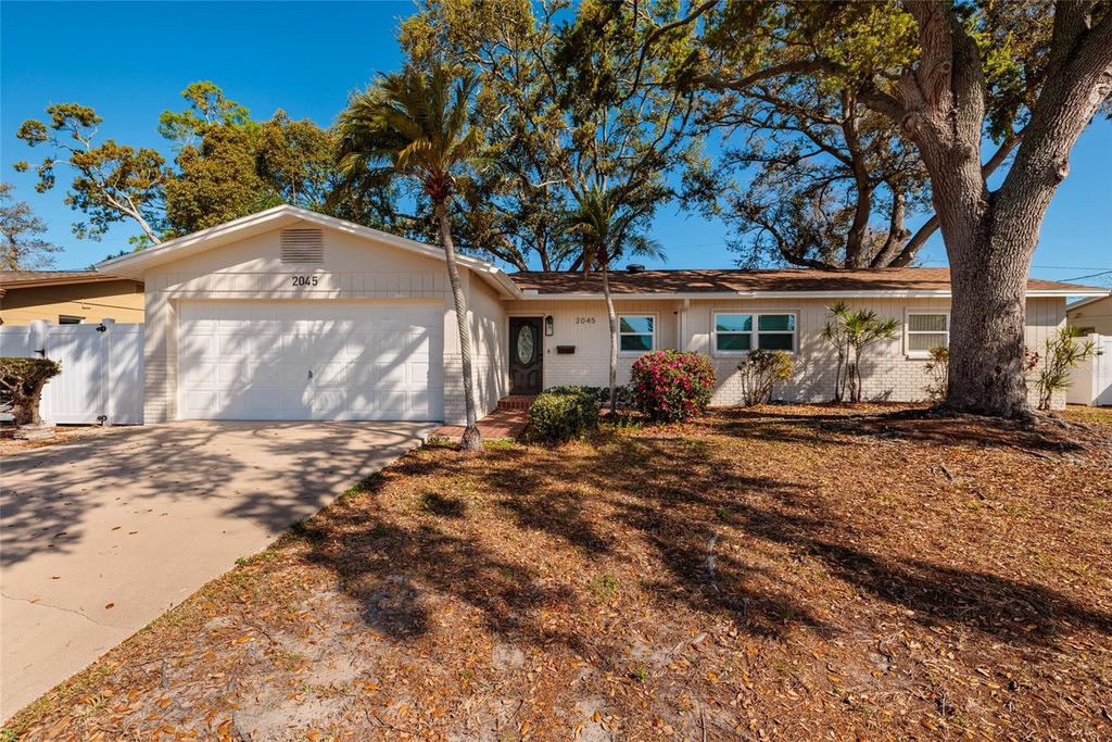 Photo of 2045 66th Avenue S, St Petersburg, FL 33712 (MLS # TB8483841)