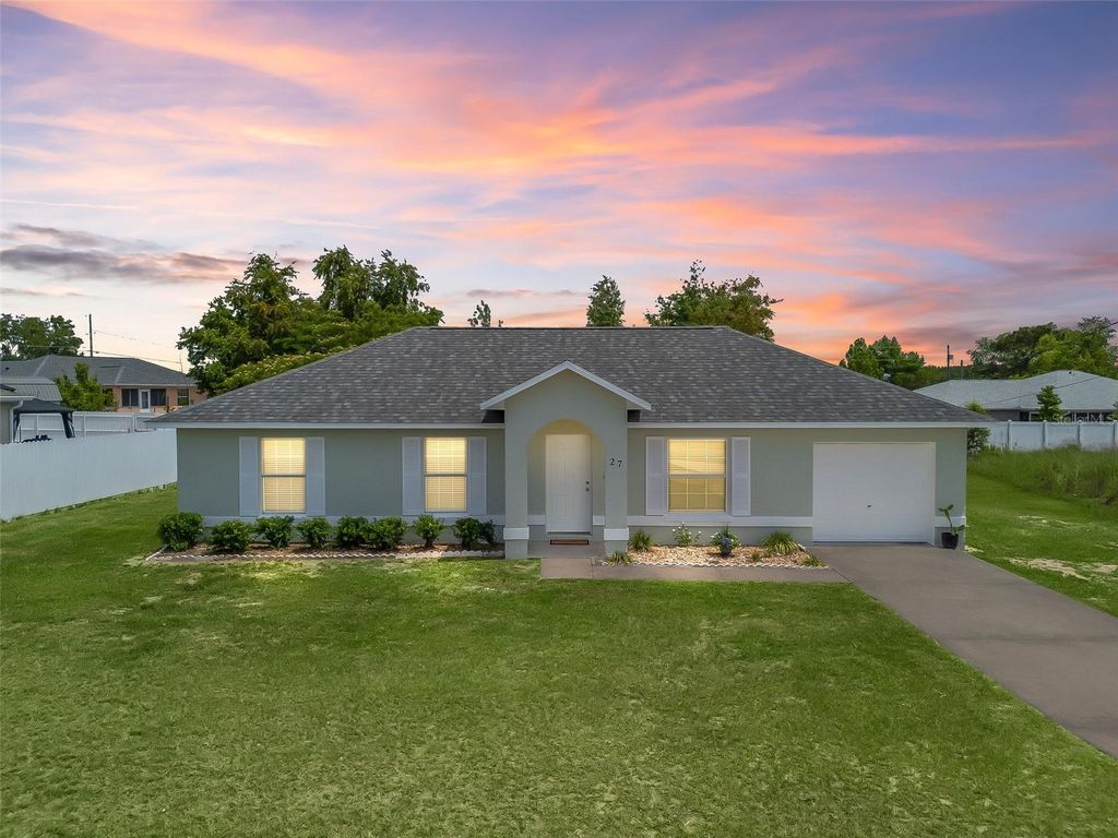 Photo of 27 Juniper Loop Terrace, Ocala, FL 34480 (MLS # OM723506)