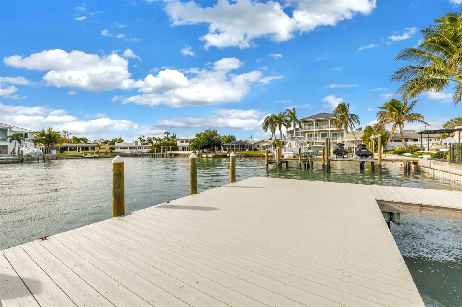 CAPRI ISLE - Residential