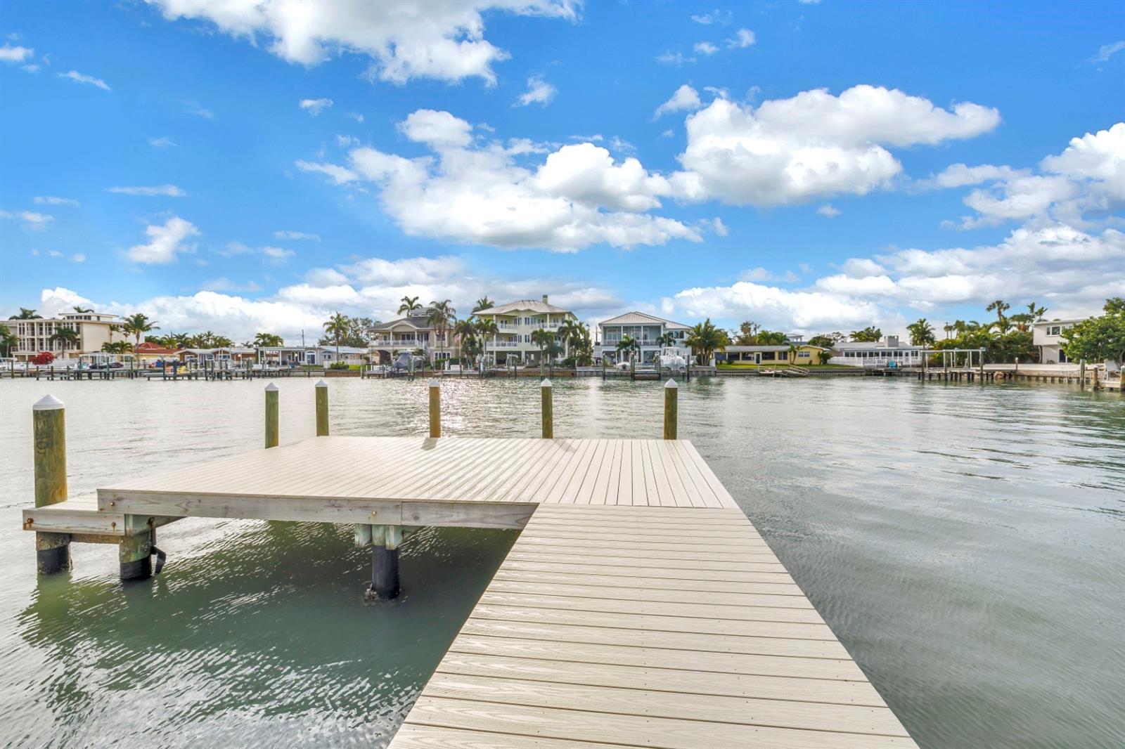 CAPRI ISLE - Residential