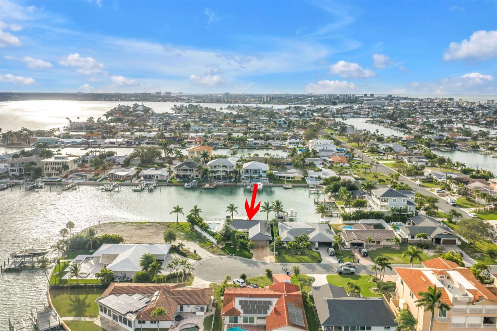 CAPRI ISLE - Residential