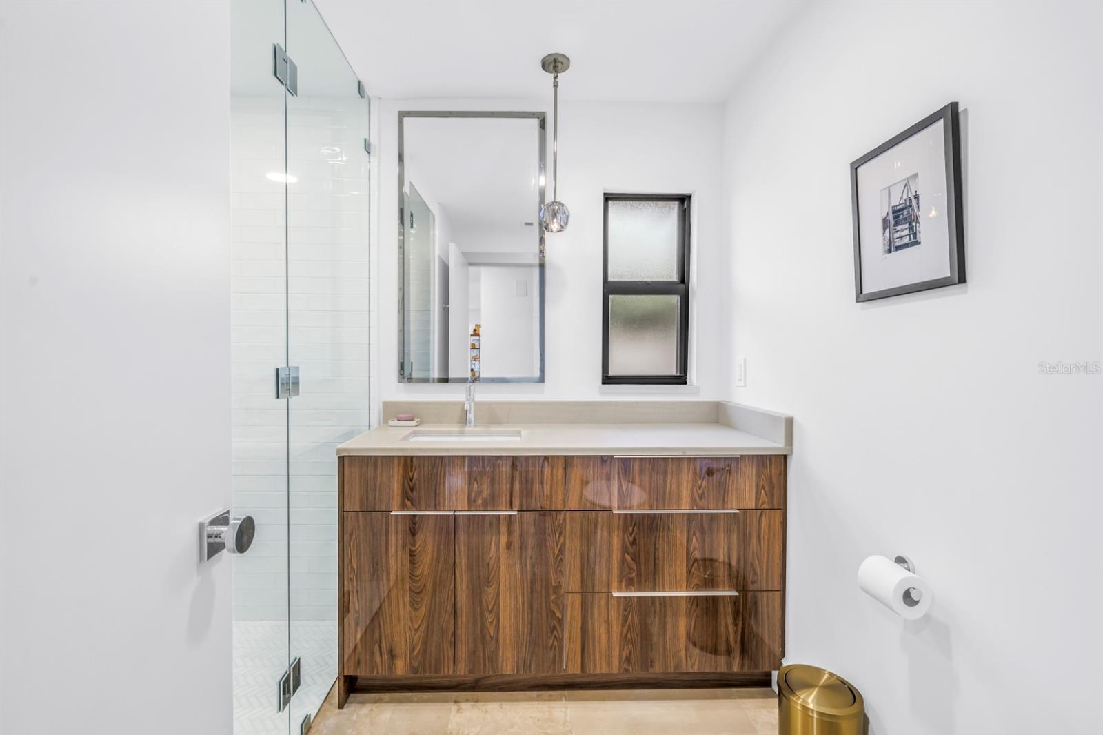 CAPRI ISLE - Residential