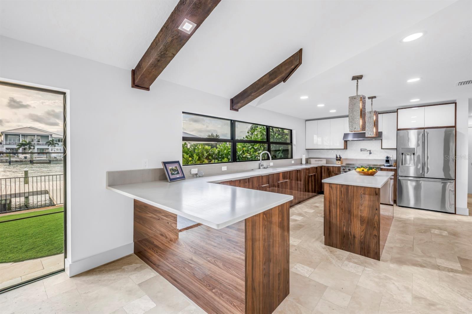 CAPRI ISLE - Residential