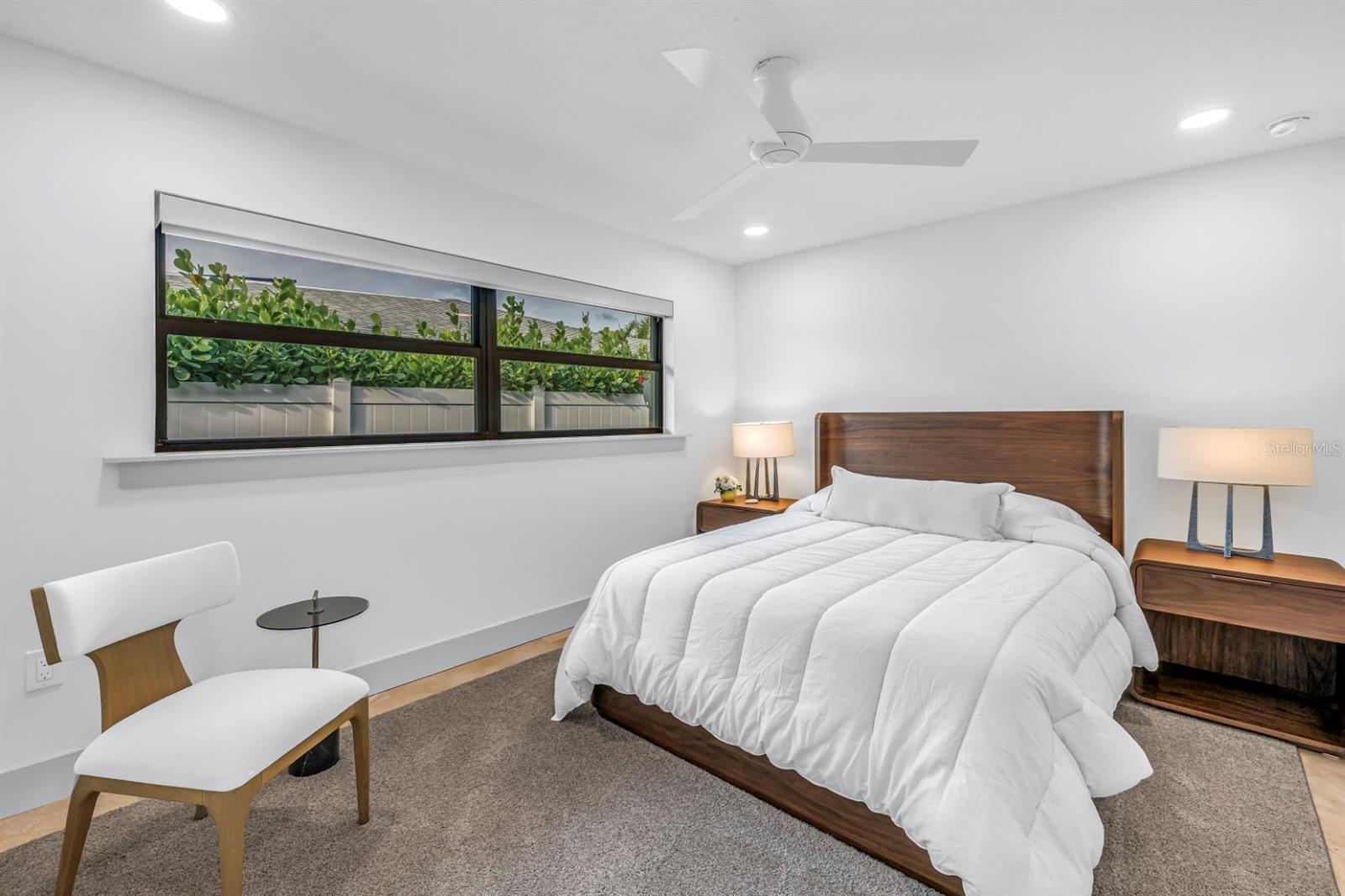 CAPRI ISLE - Residential