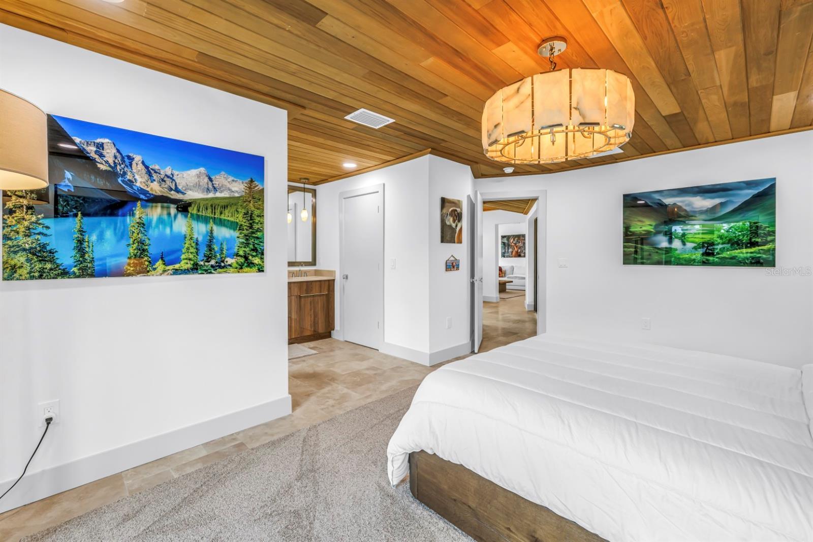 CAPRI ISLE - Residential