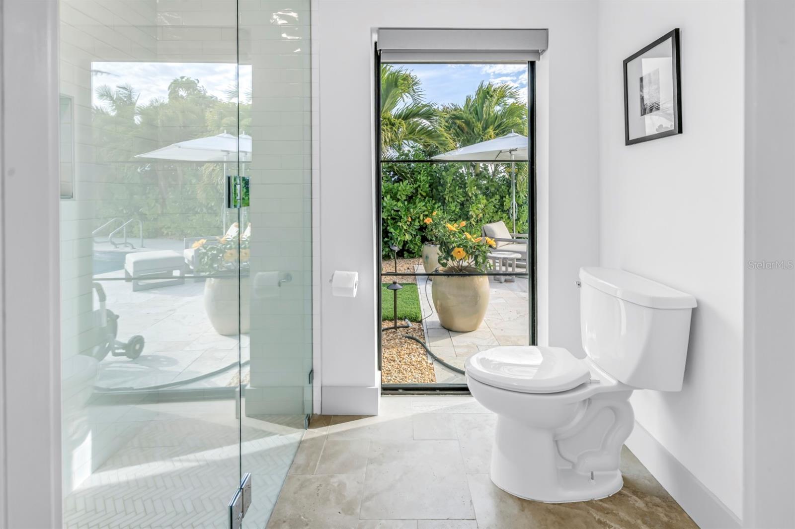 CAPRI ISLE - Residential