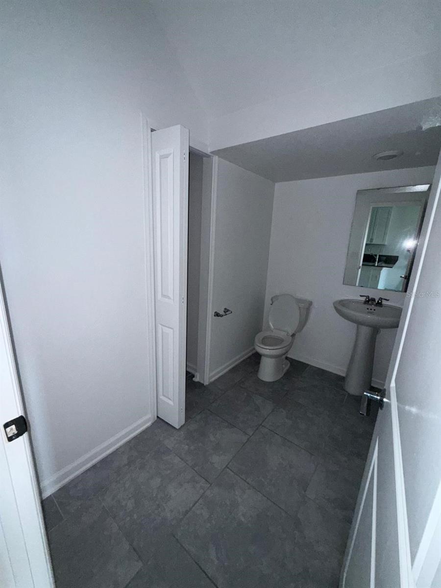 LAKE WILSON RESERVE - Residential Lease