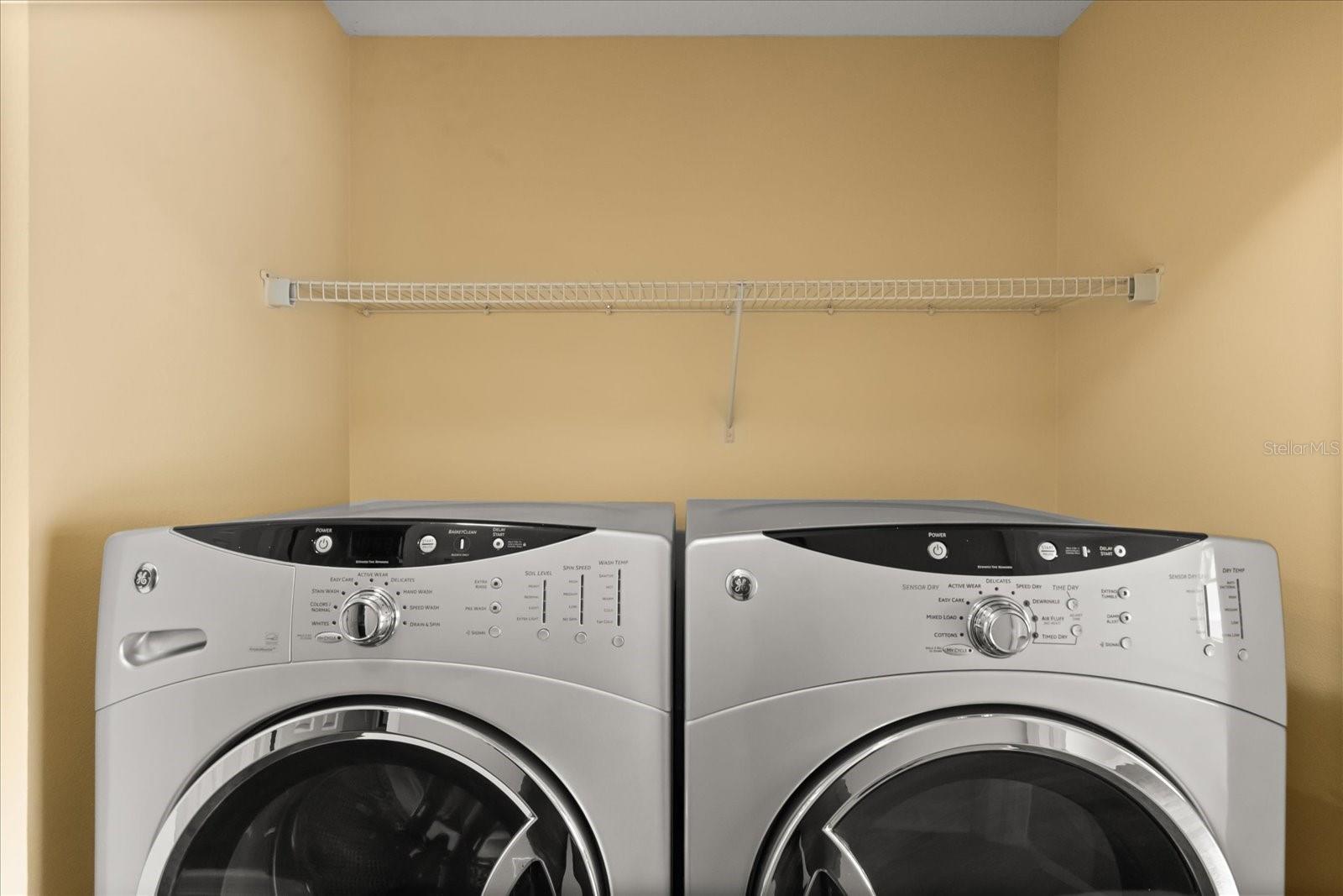 PALM RIVER TWNHMS PH 1 - Residential