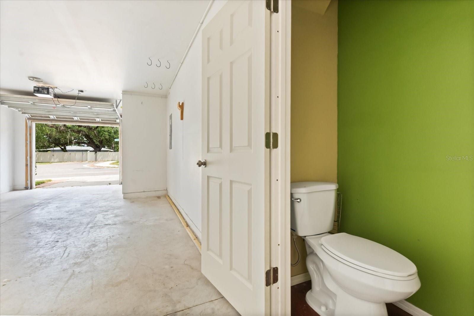 PALM RIVER TWNHMS PH 1 - Residential