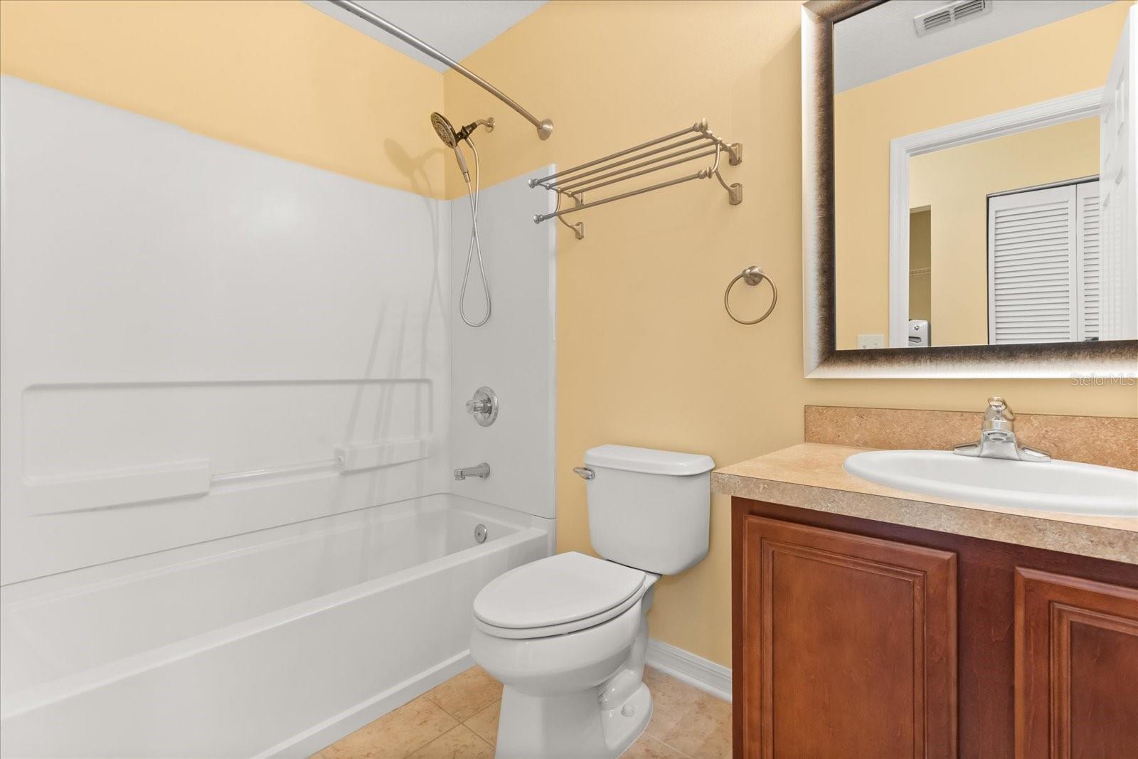 PALM RIVER TWNHMS PH 1 - Residential