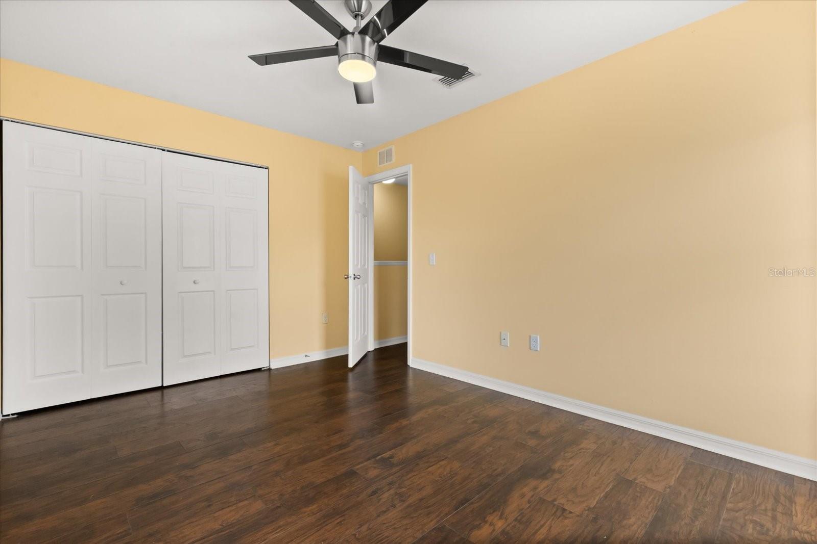 PALM RIVER TWNHMS PH 1 - Residential