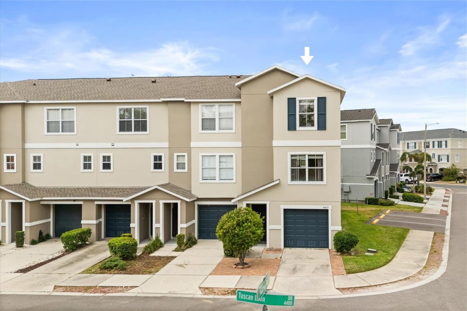 PALM RIVER TWNHMS PH 1 - Residential