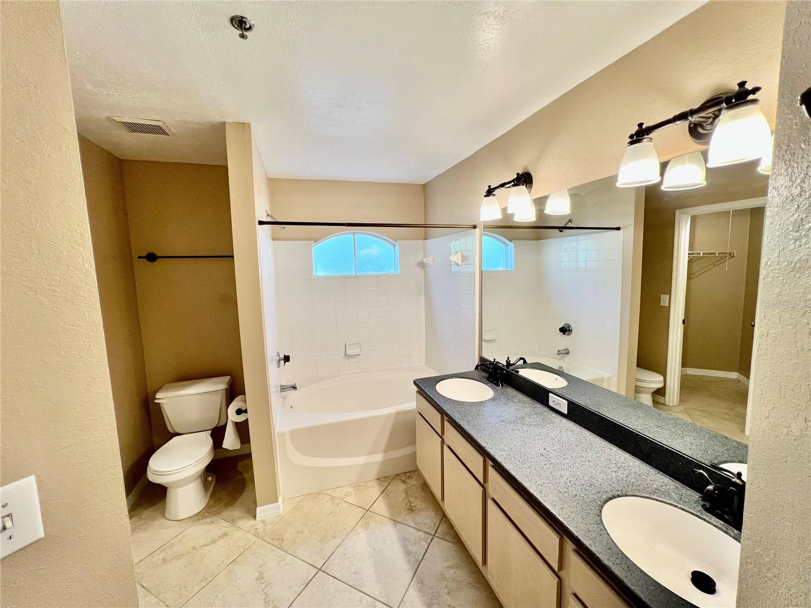 THE FALLS AT NEW TAMPA A CONDO - Residential