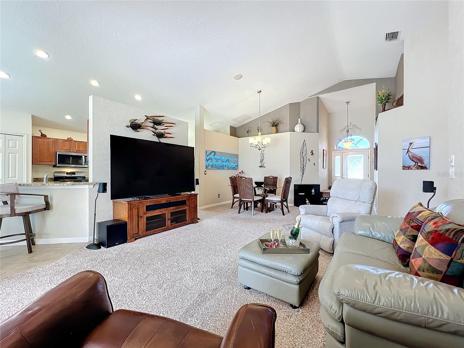 5242 HIGHBURY CIRCLE