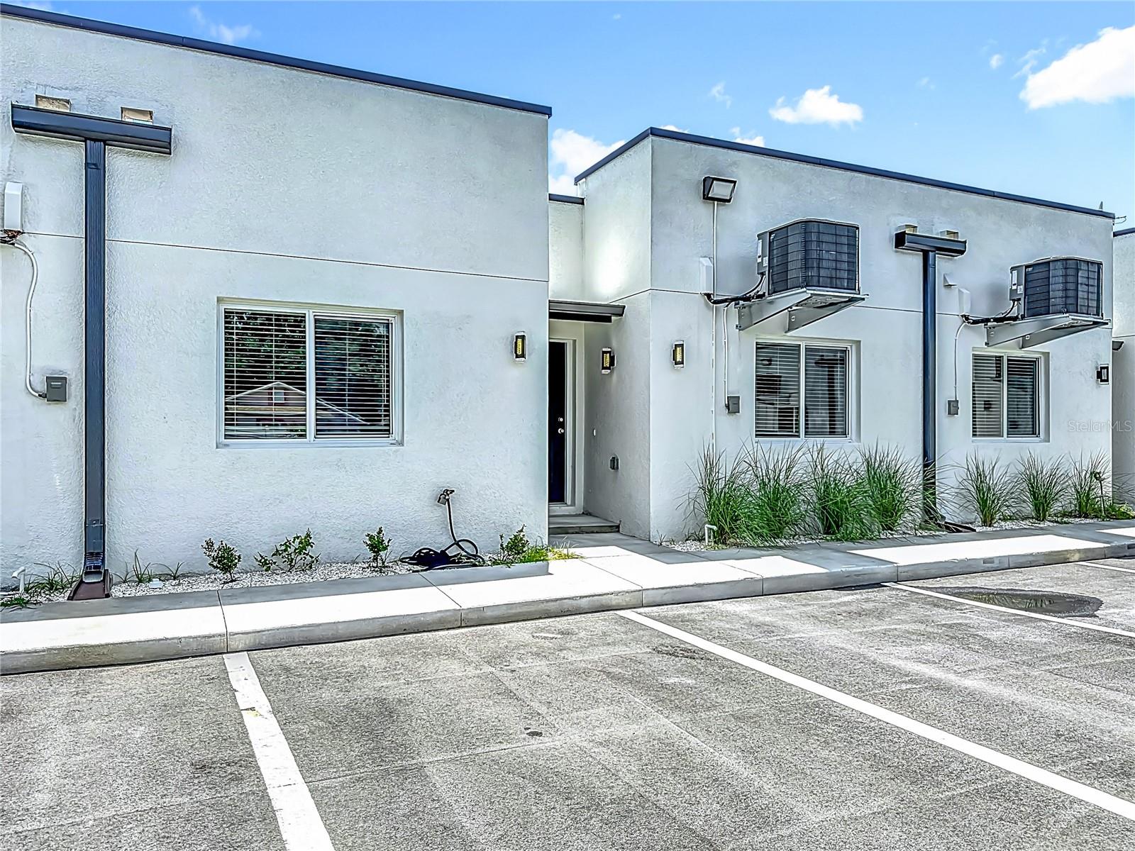 BEEKMANS VIOLA P - Residential Lease