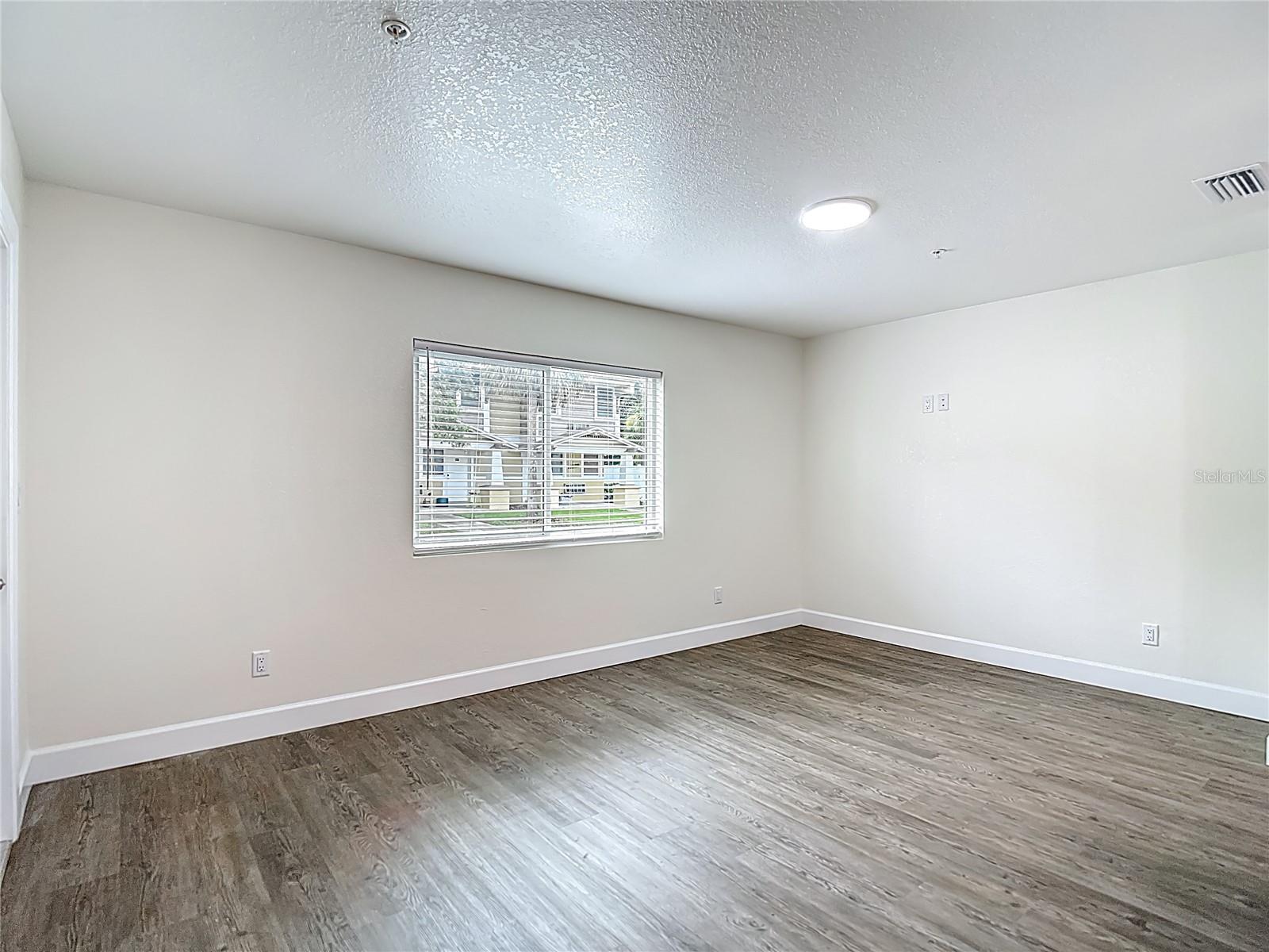 BEEKMANS VIOLA P - Residential Lease