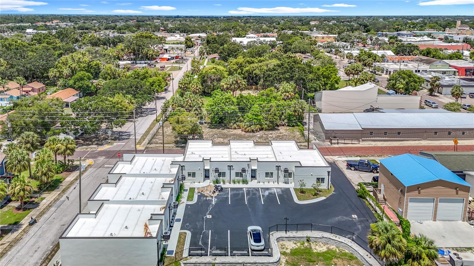 BEEKMANS VIOLA P - Residential Lease