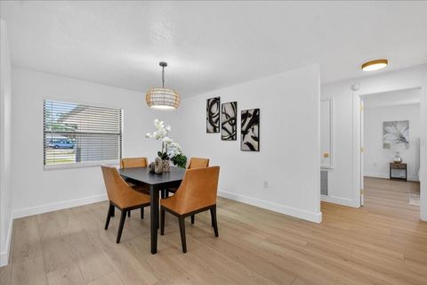 Tiny photo for 5115 Mockingbird Lane, Fruitland Park, FL 34731 (MLS # TB8518699)