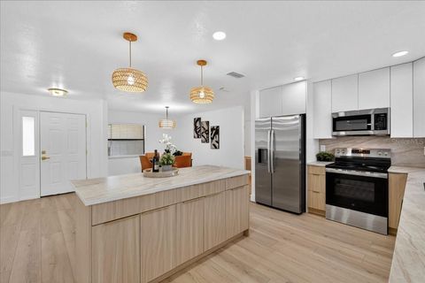 Tiny photo for 5115 Mockingbird Lane, Fruitland Park, FL 34731 (MLS # TB8518699)