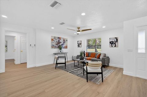Tiny photo for 5115 Mockingbird Lane, Fruitland Park, FL 34731 (MLS # TB8518699)