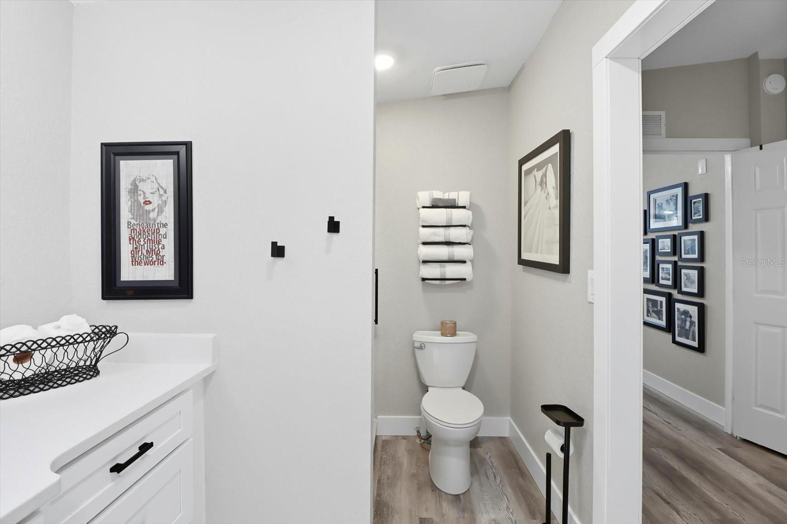 LADY LAKE ORANGE BLOSSOM GARDENS UNIT 08 - Residential Lease