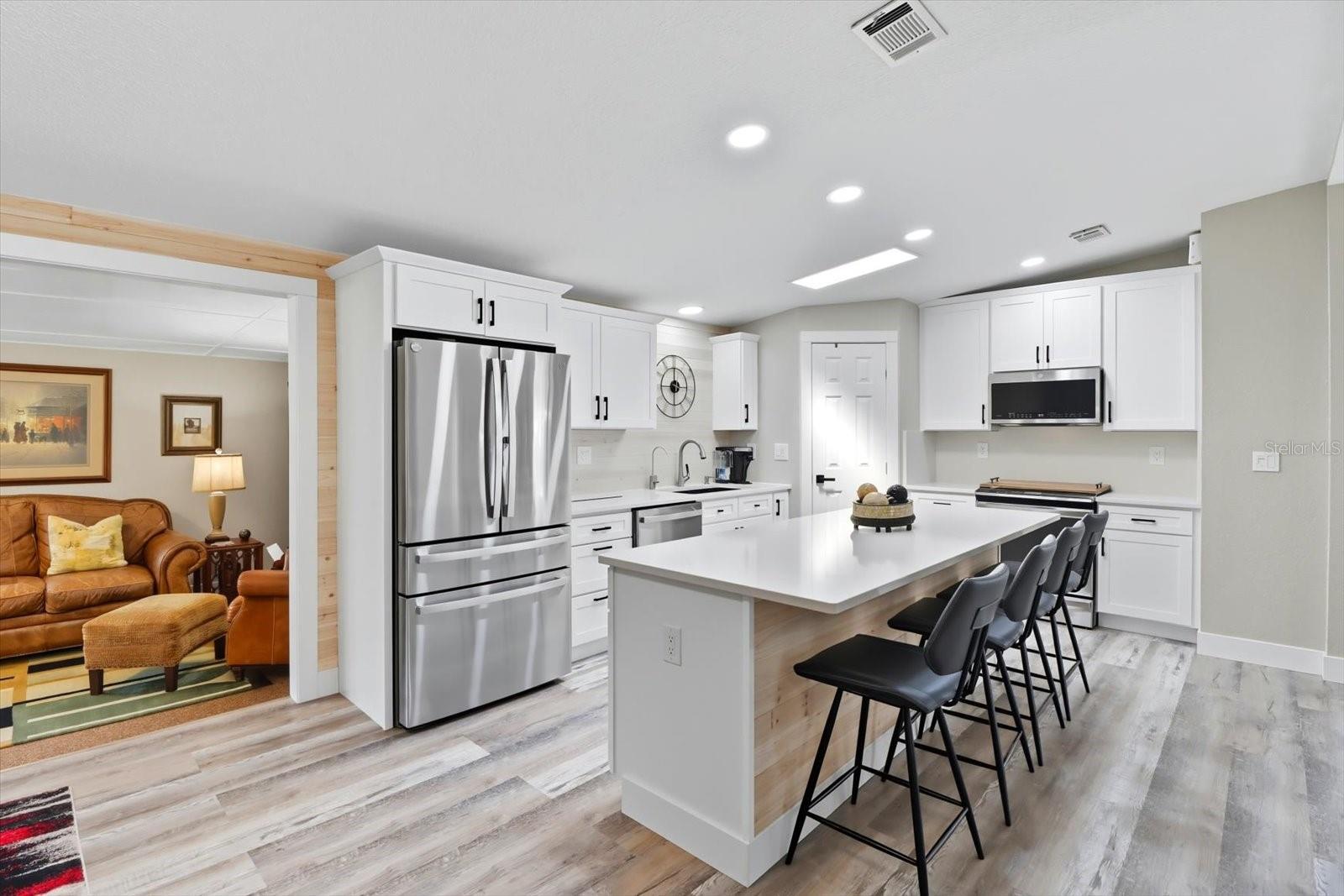 LADY LAKE ORANGE BLOSSOM GARDENS UNIT 08 - Residential Lease