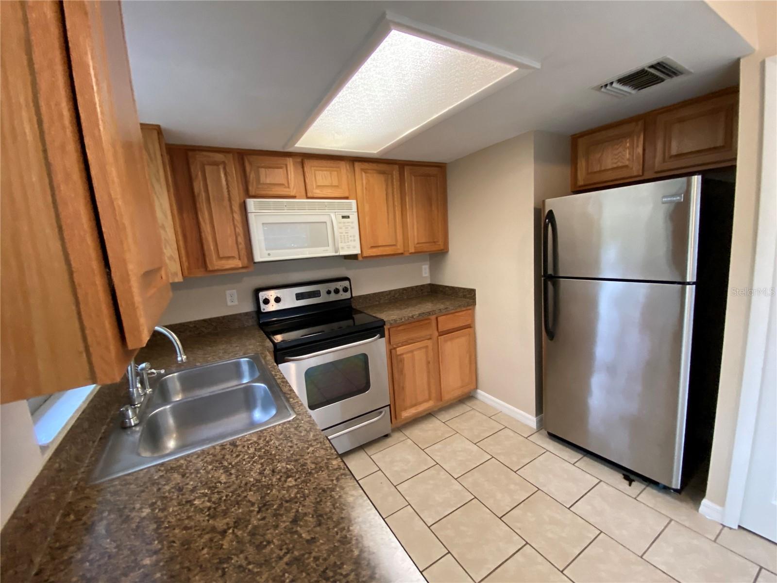 EUSTIS - Residential Lease