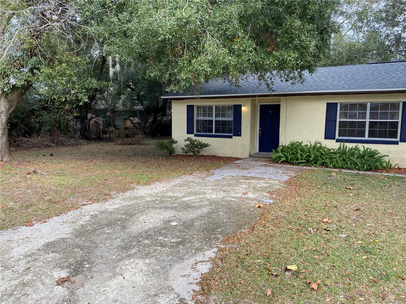 EUSTIS - Residential Lease