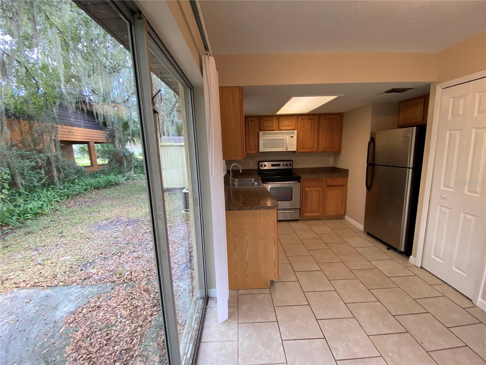 EUSTIS - Residential Lease