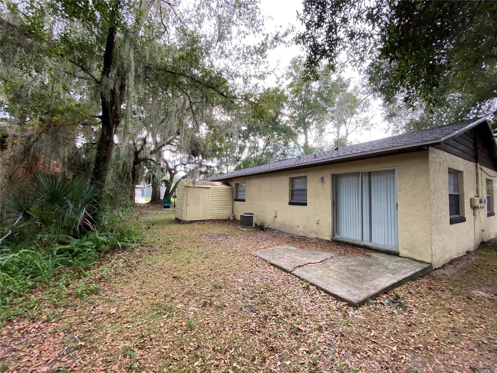 EUSTIS - Residential Lease