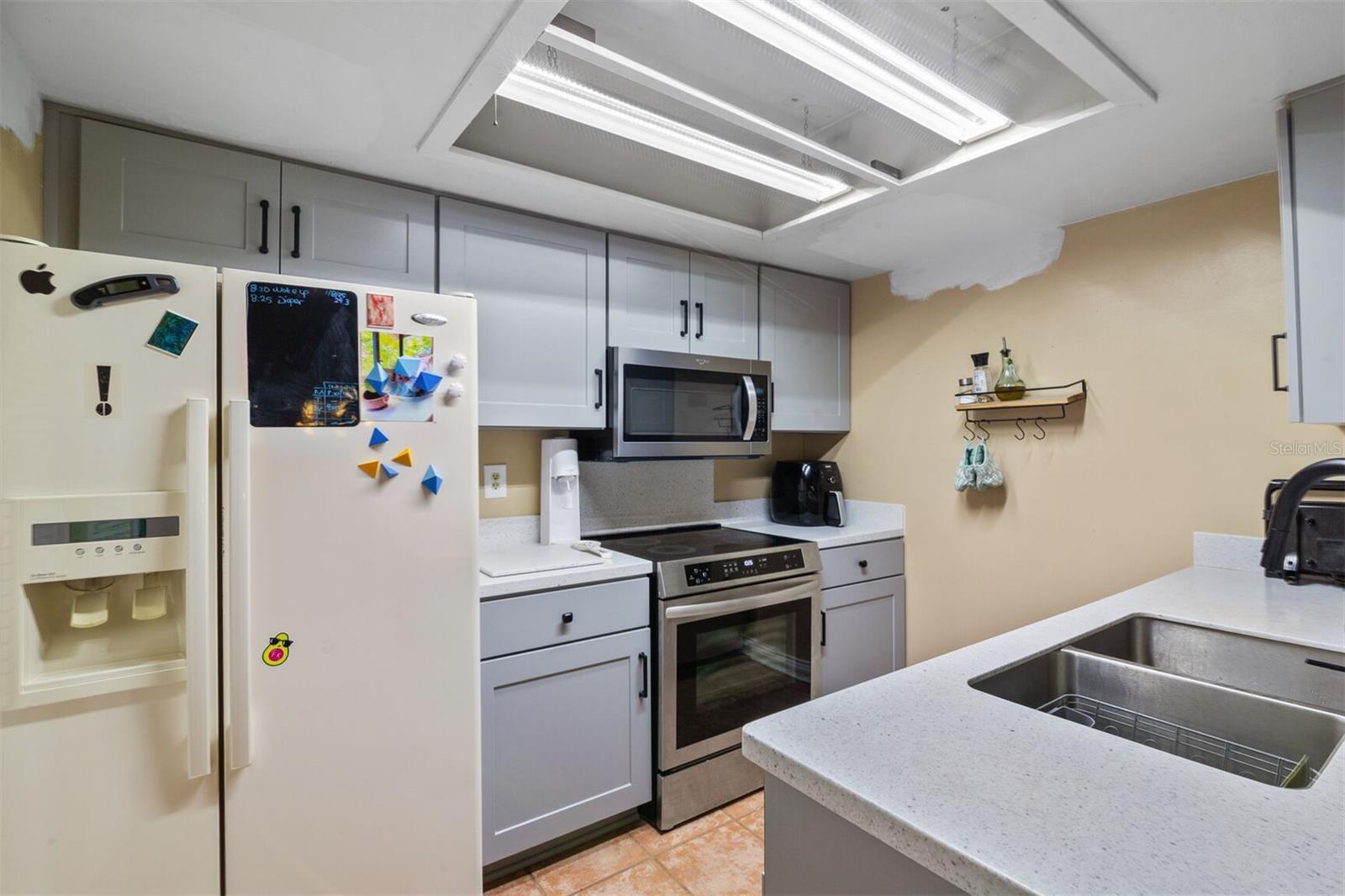 945 SW 56TH TERRACE