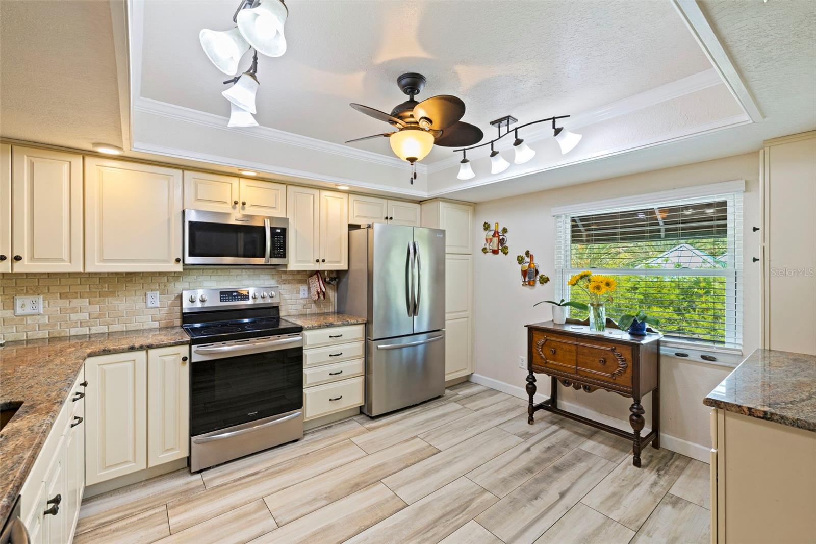 CHANNEL LANDING TWNHMS - Residential