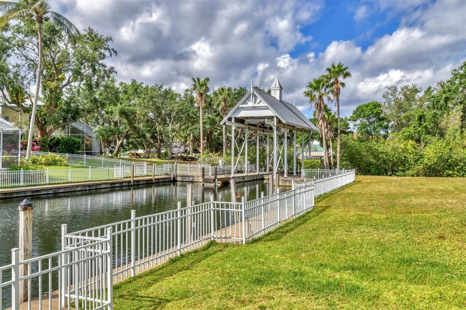 4708 CLIPPER DRIVE