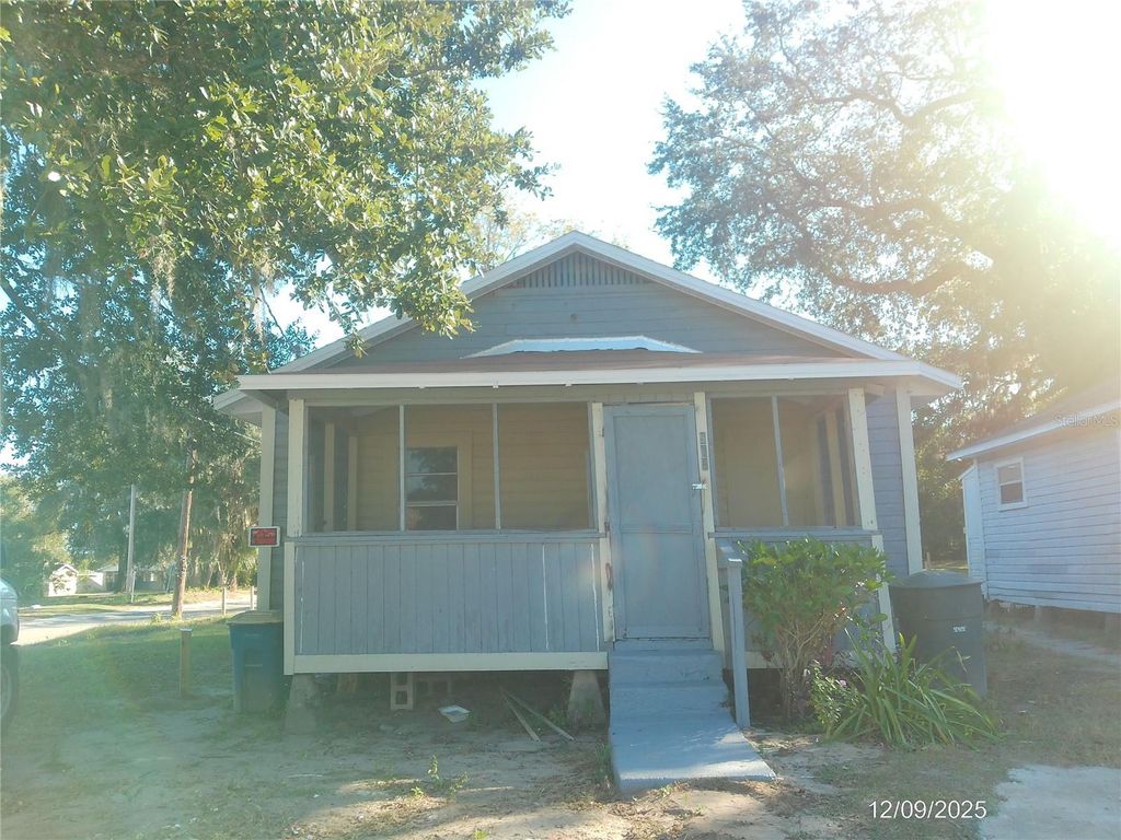 Photo of 808 S 5th Avenue, Bartow, FL 33830 (MLS # L4957975)