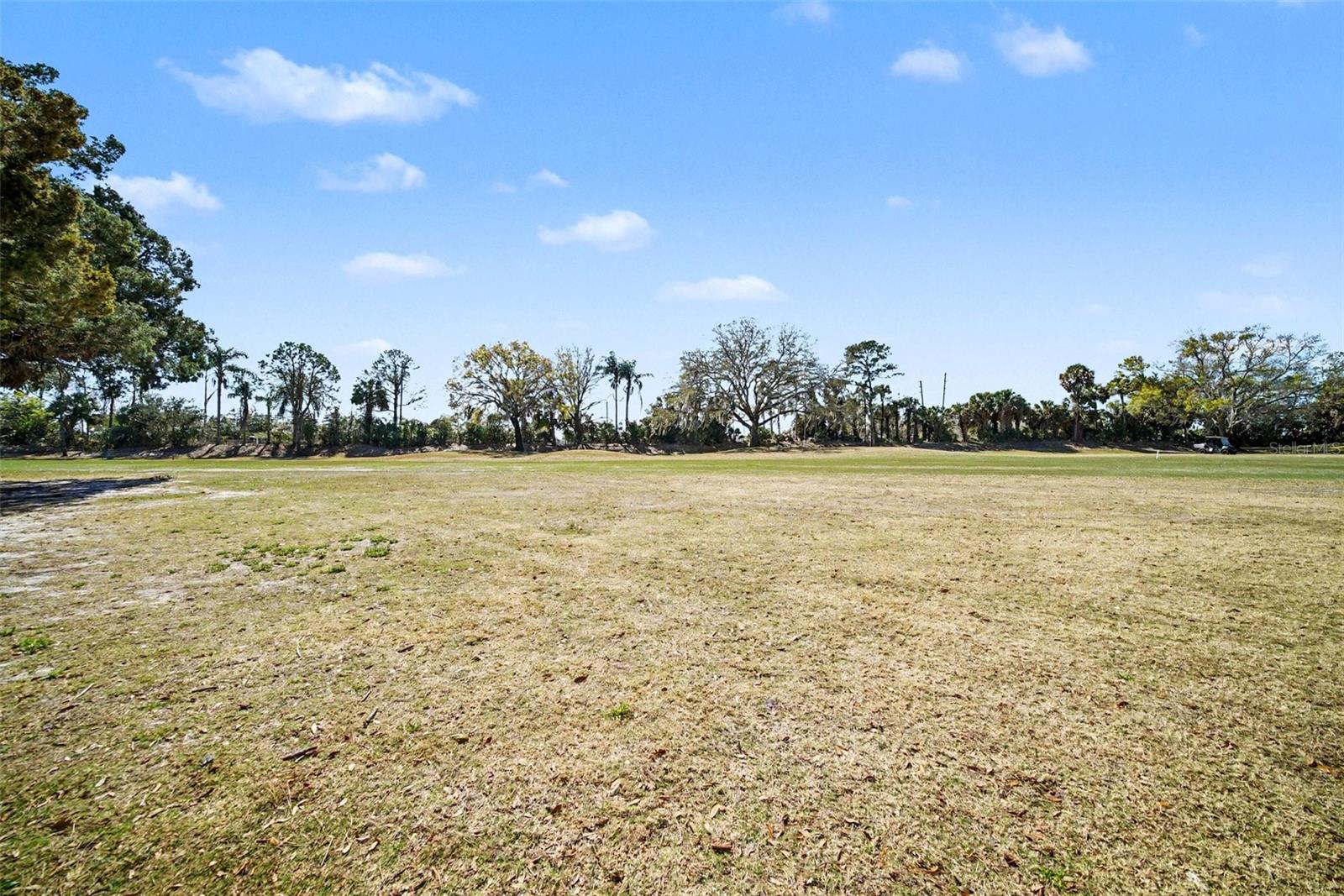 GOLF VIEW VILLAS CONDO 05 - Residential