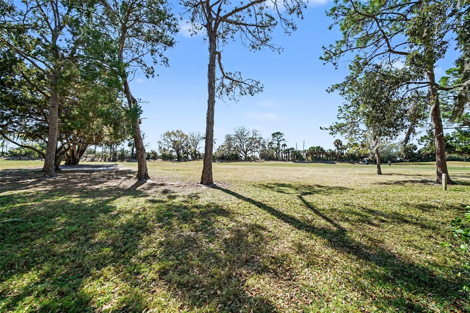 GOLF VIEW VILLAS CONDO 05 - Residential