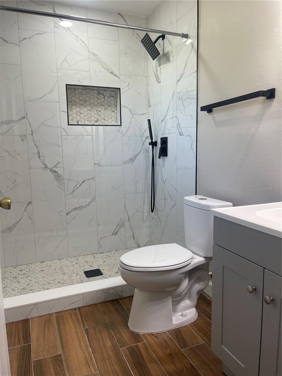 CARDINAL ESTATES PH 02 - Residential Lease