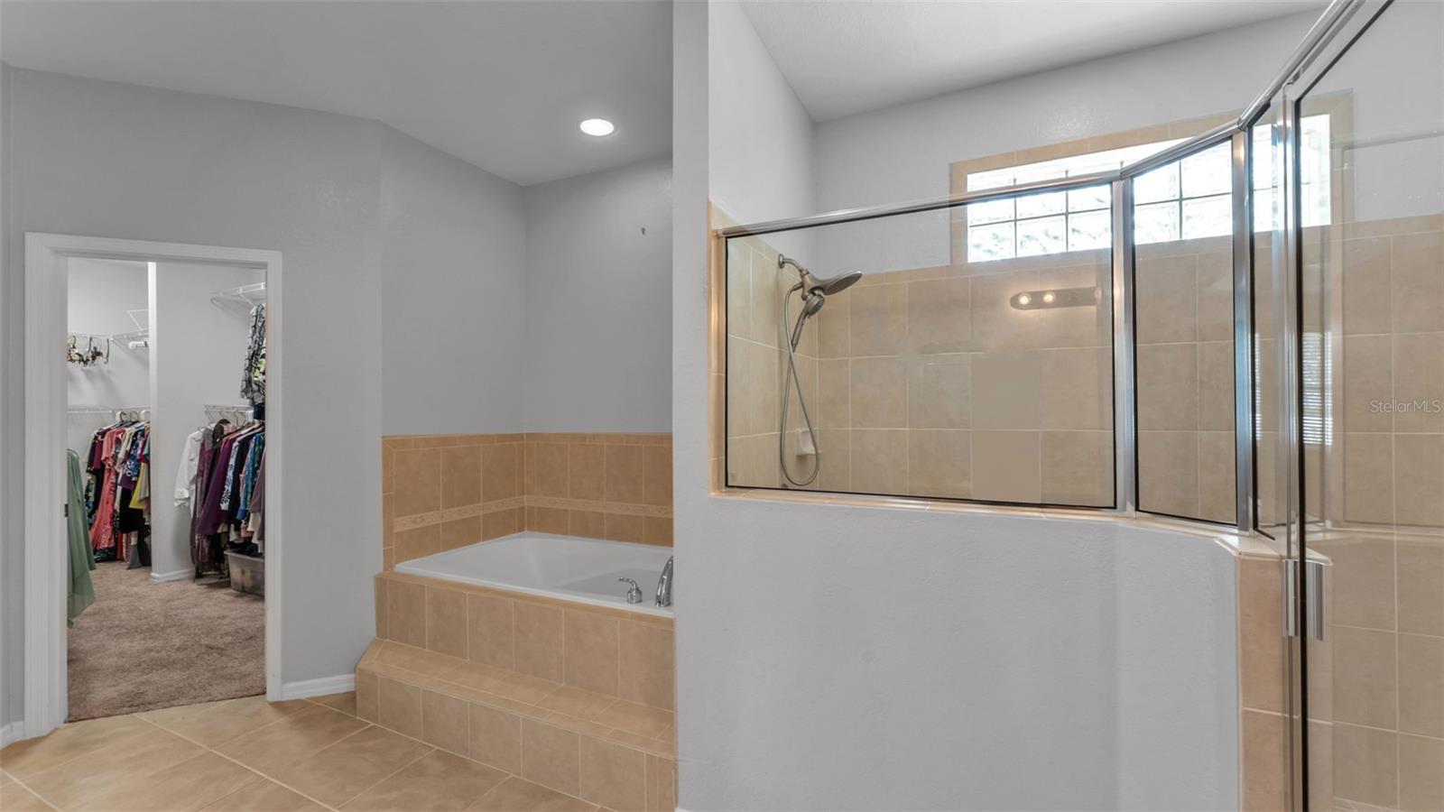 LAKE ARIETTA RESERVE - Residential