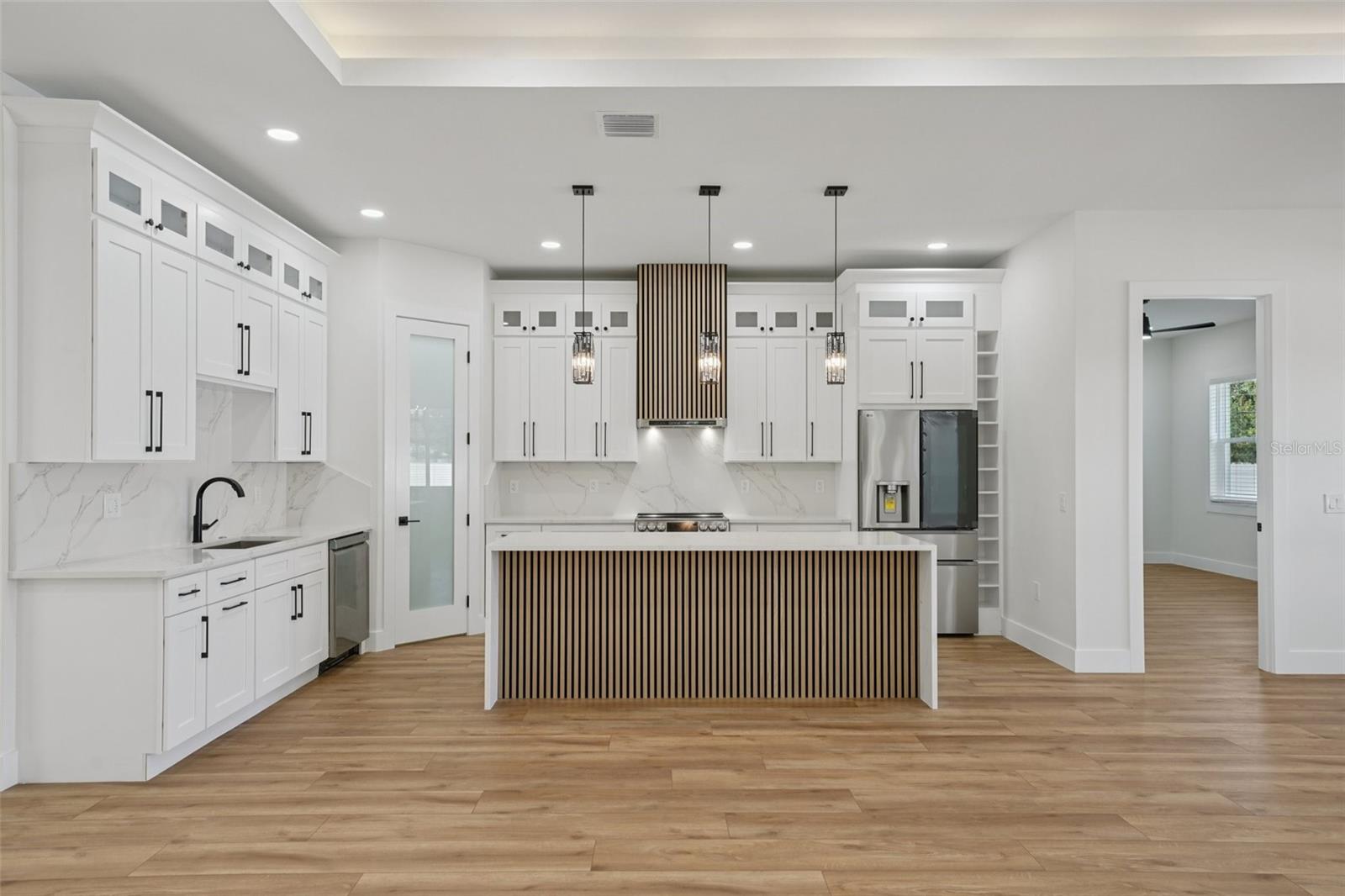 HIGHLAND MANOR - Residential