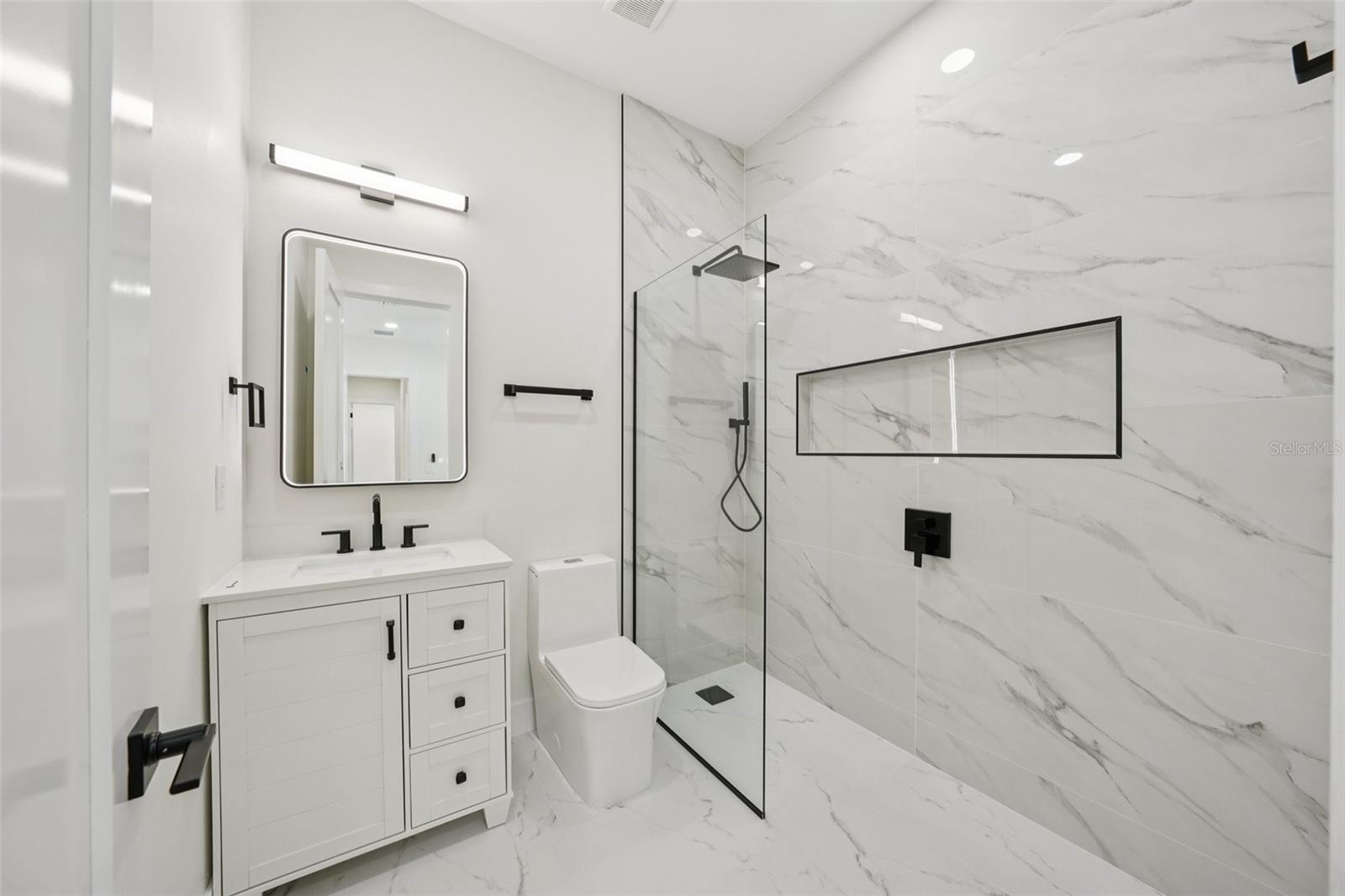 HIGHLAND MANOR - Residential