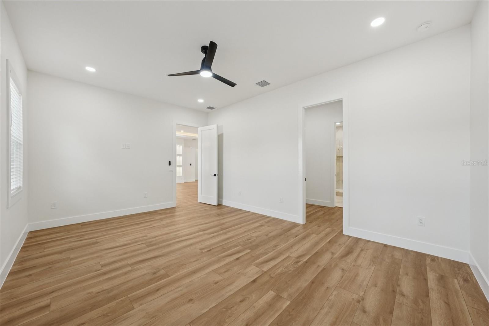 HIGHLAND MANOR - Residential