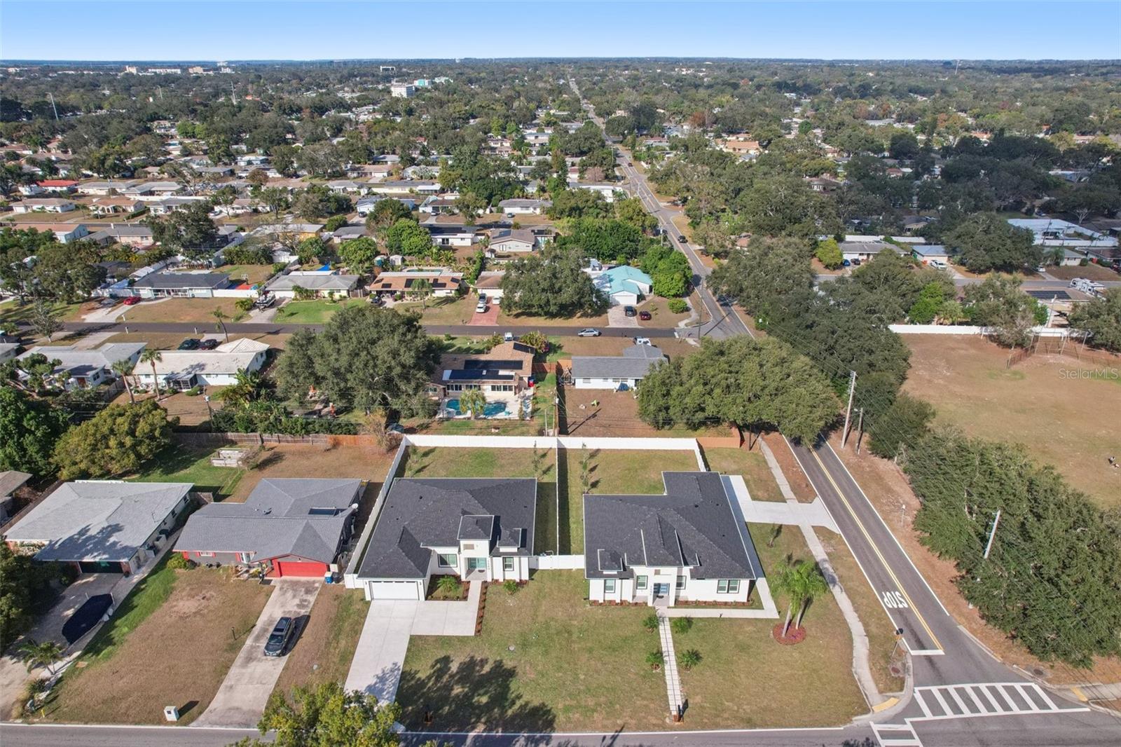 HIGHLAND MANOR - Residential