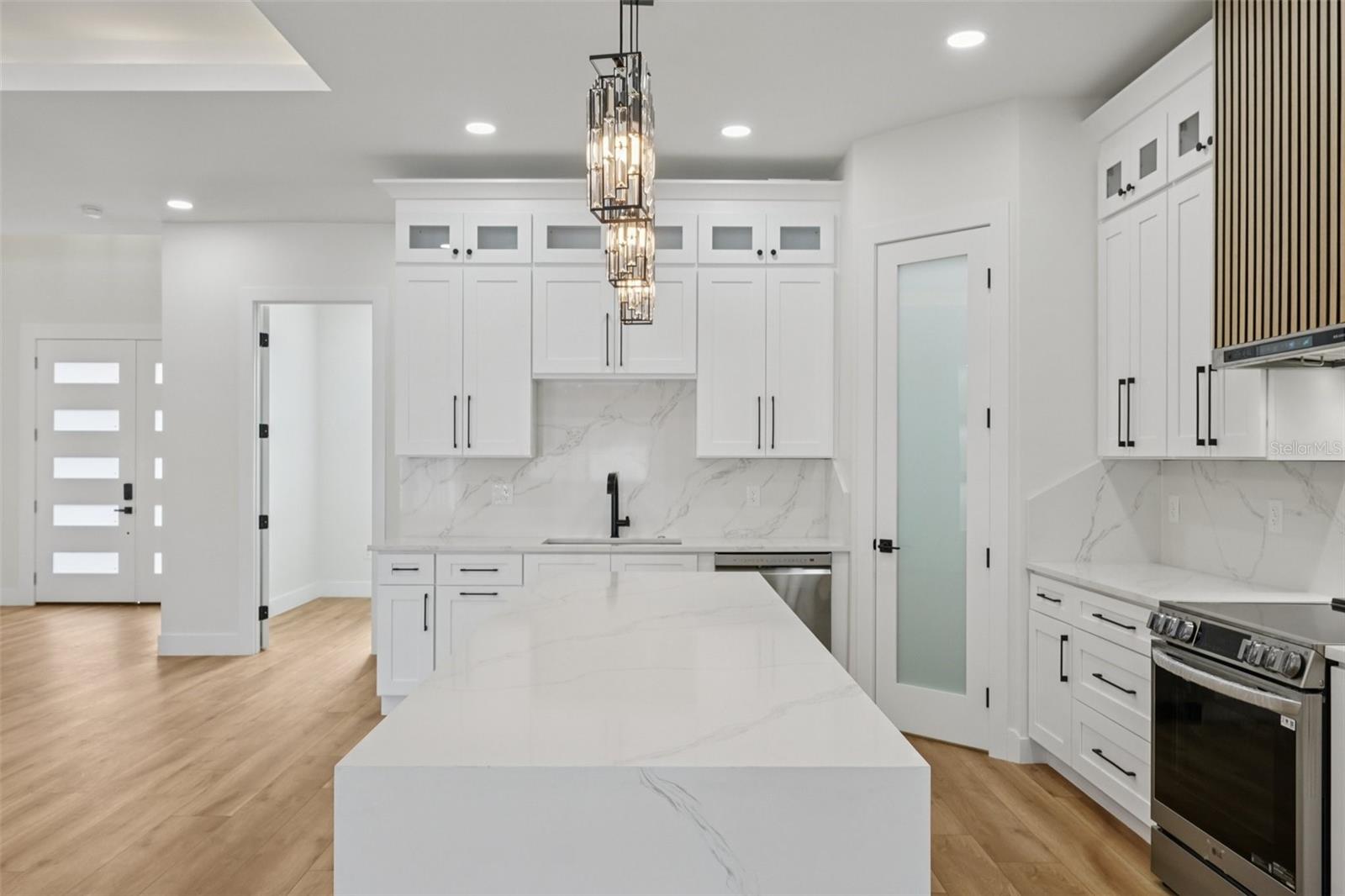 HIGHLAND MANOR - Residential