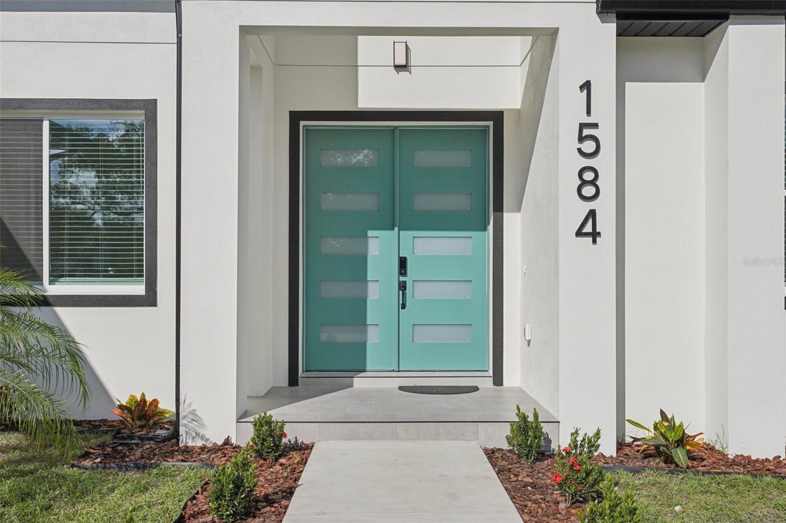 HIGHLAND MANOR - Residential